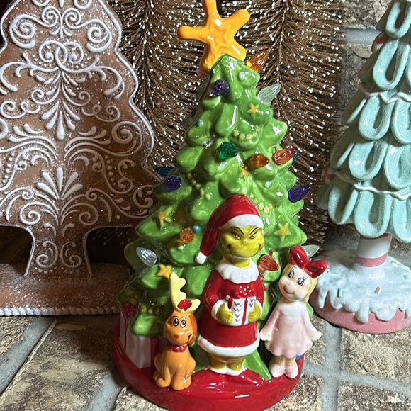 NEW! Vintage Inspired Lighted Ceramic Grinch Max & Cindy Lou Who Christmas Tree - Picture 9 of 9